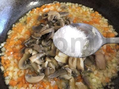 Kuskusas su grybais Žingsnis 7