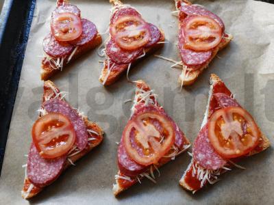 Pica-tostai su dešra ir maasdamo sūriu Žingsnis 9