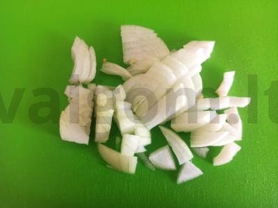 Basmati ryžiai su konservuota lašiša ir svogūnais Žingsnis 2