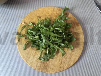 Daržovių salotos su sėklų mišiniu Žingsnis 4