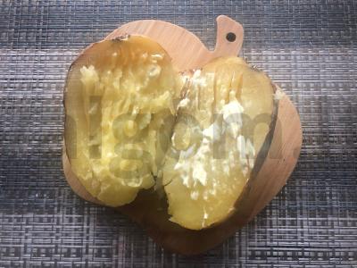 Bulvės „Bulbiška“ su sūriu, svogūnais ir druska Žingsnis 4