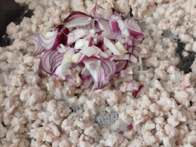 Chili con carne su mėsos faršu Žingsnis 1