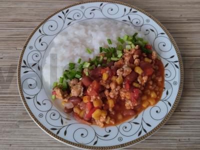 Chili con carne su mėsos faršu pagrindine nuotrauka