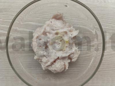 Lašiniai su česnaku ir lazdyno riešutais Žingsnis 2