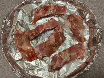 Aštrūs kepti kiaulienos šonkauliai su itališkais prieskoniais ir baziliku Žingsnis 3