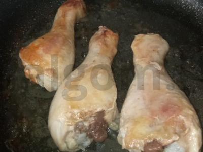 Vištienos blauzdelės medaus-sojų padaže Žingsnis 2