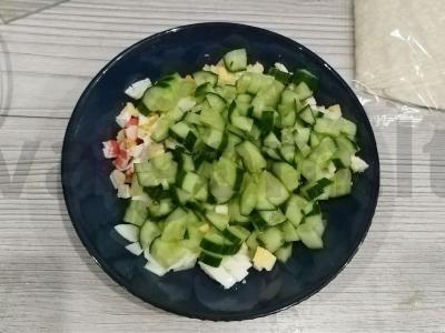 Greiti lavašo su krabų lazdelėmis suktinukai Žingsnis 4