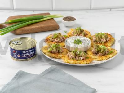 Bulvių blynai su menkės kepenimis pagrindine nuotrauka