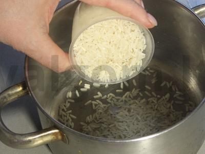 Maistingas dubuo su upėtakiu, avokadu ir medaus-garstyčių padažu Žingsnis 1