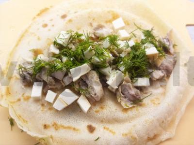 Keptas blynas su virta vištiena ir dešrainiu sūriu Žingsnis 3