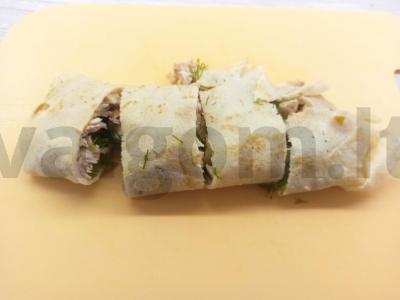 Keptas blynas su virta vištiena ir dešrainiu sūriu Žingsnis 5