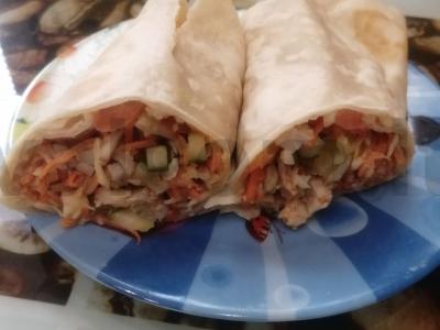 Šašlykas su vištiena ir Pekino kopūstu pagrindine nuotrauka