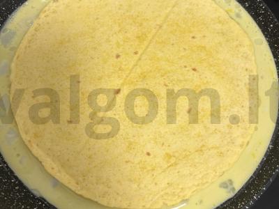 Greitas tortilijų pusryčių receptas per 10 minučių Žingsnis 5