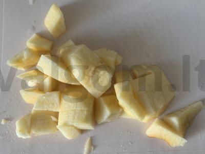 Kiaušinių pyragas su vyšniomis ir obuoliais Žingsnis 7