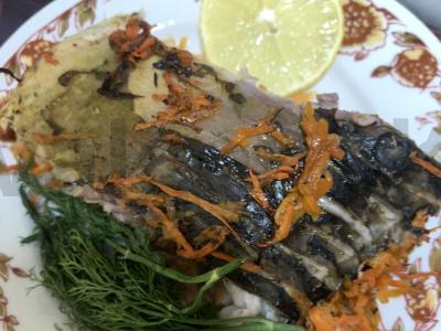 Karšis su morkomis orkaitėje pagrindine nuotrauka