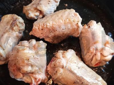 Ryžiai su daržovių mišiniu ir kalakutų sparneliais Žingsnis 1