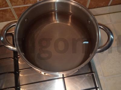 Uogų ir vaisių kompotas per 120 minučių Žingsnis 1