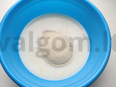 Morkų-apelsinų pyragas Žingsnis 1