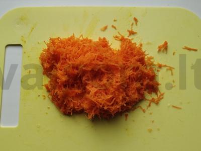 Morkų-apelsinų pyragas Žingsnis 5