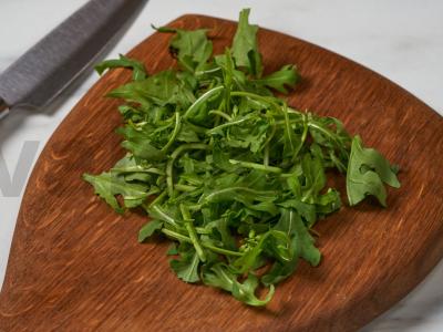 Salotas su sūriu ir vynuogėmis Žingsnis 5