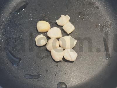 Grietinėlės sriuba su upėtakiu ir jūros midijomis Žingsnis 9