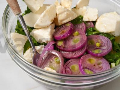 Salotas su sūriu ir vynuogėmis Žingsnis 15