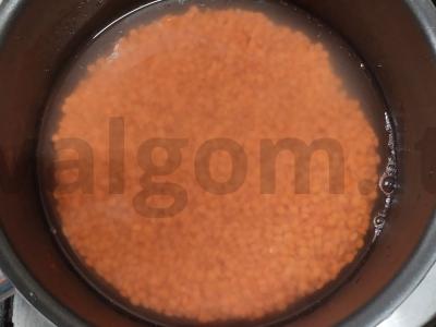 Lęšių apkepas su Adygei sūriu Žingsnis 1