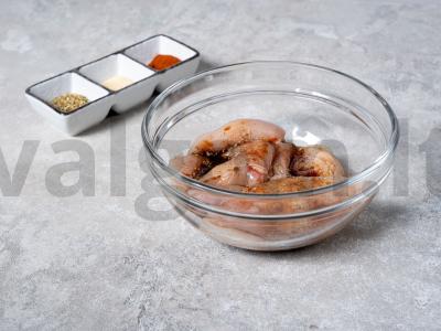 Aromatinga vištiena su ryžiais Žingsnis 1