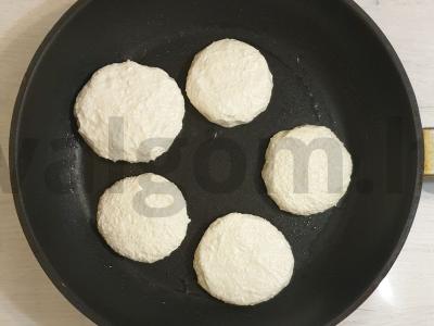 Švelnūs varškės sūreliai per 15 minučių Žingsnis 5