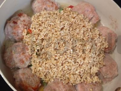 Bulguras su meatballs Žingsnis 6