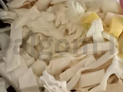 Kopūstai, kepti orkaitėje, su mėsos faršu ir žirneliais Žingsnis 2