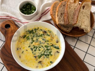 Kreminė brokolių ir grybų sriuba per 35 minutes pagrindine nuotrauka