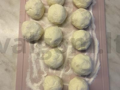 Patingėlių varškėčiai su avietėmis „Avietė paltuke“ Žingsnis 5