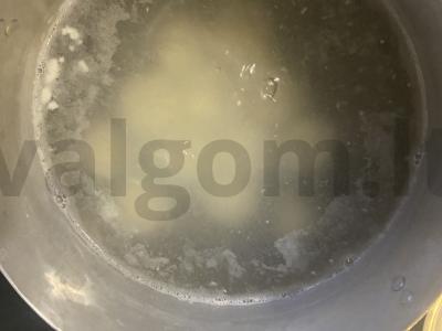 Patingėlių varškėčiai su avietėmis „Avietė paltuke“ Žingsnis 6