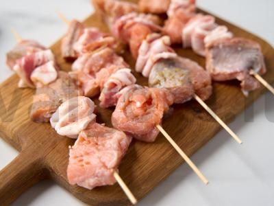 Šašlykas iš lašišos ant grotelių Žingsnis 4