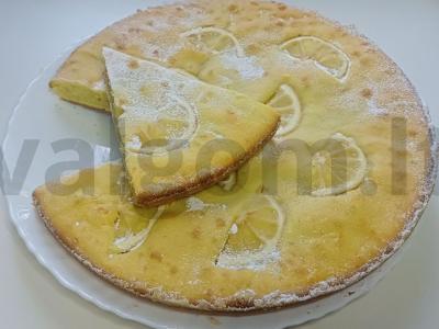 Citrinų pyragas su ciberžole pagrindine nuotrauka