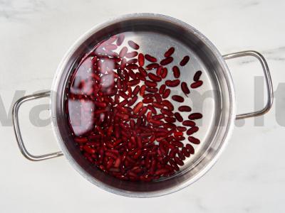 Makaronai su raudonaisiais pupelėmis ir daržovėmis Žingsnis 1