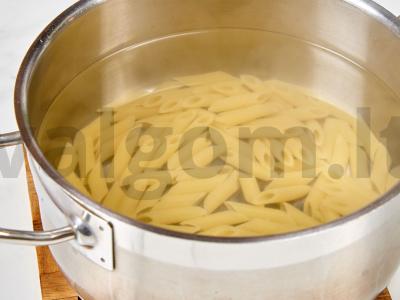 Makaronai su raudonaisiais pupelėmis ir daržovėmis Žingsnis 2