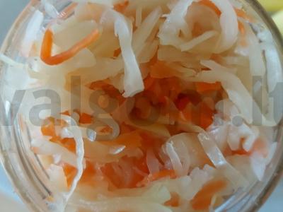 Greiti šaltibarščiai iš marinuotų kopūstų Žingsnis 2