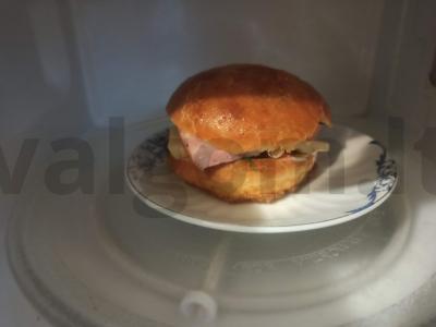 Bandelė su dešra ir sūriu Žingsnis 3