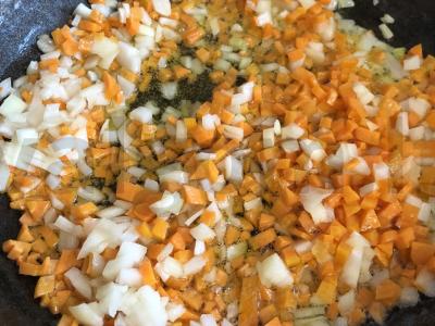 Kuskusas su kalakutiena ir prieskoniais Žingsnis 3