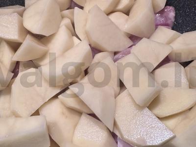 Vištienos blauzdelės su troškintomis bulvėmis Žingsnis 2