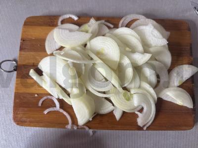 Kepenys, troškintos su svogūnais Žingsnis 2