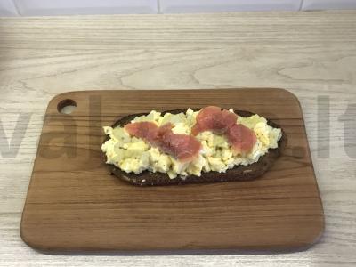 Brusketa su skrambliu Žingsnis 6