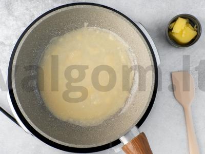 Blynai su pušų kankorėžių uogiene Žingsnis 3