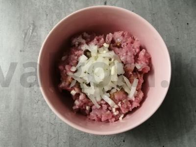 Mėsos lizdai su bulvių koše Žingsnis 4