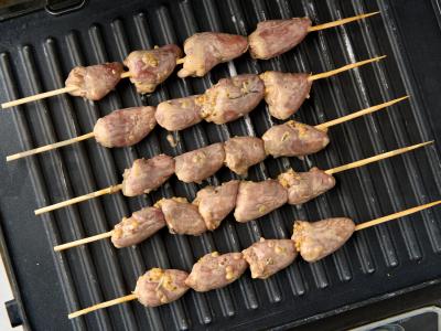 Vištienos širdelės ant grotelių Žingsnis 3