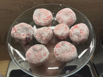 Desertiniai močiukai iš ryžių miltų pagrindine nuotrauka