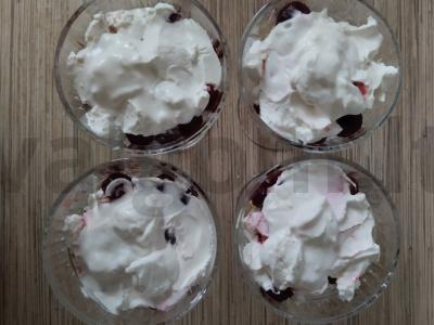 Desertas su uogomis ir riešutais „Vyšnių debesys“ Žingsnis 5