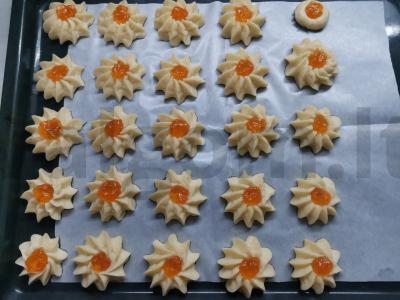 Kukurūzų sausainiai su abrikosų džemu Žingsnis 6